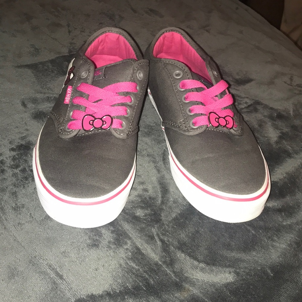 Hello Kitty Atwood Vans size 8